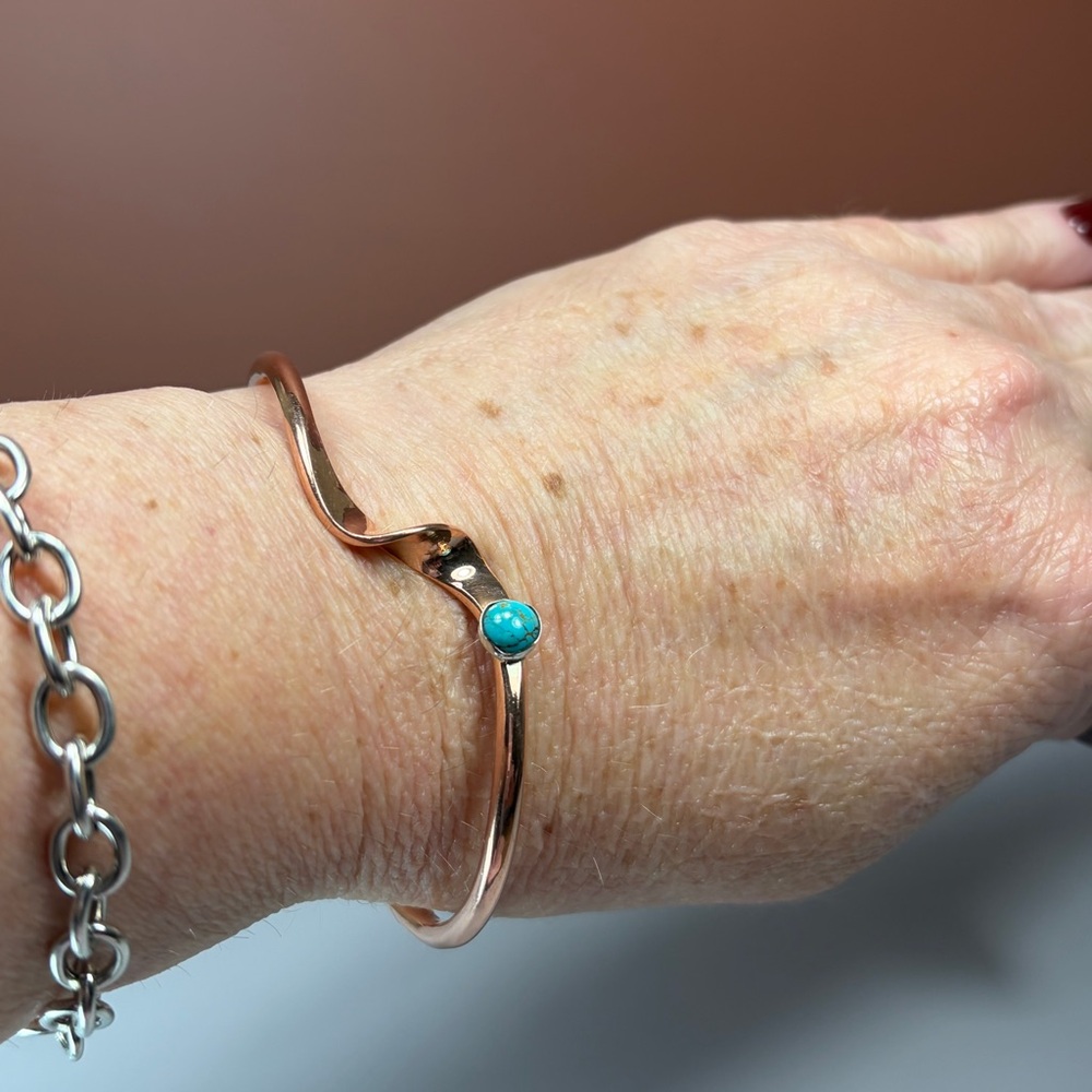 Glen Sandoval Signed-Single Copper & Turquoise Native American Made Cuff - Picture 7 of 9